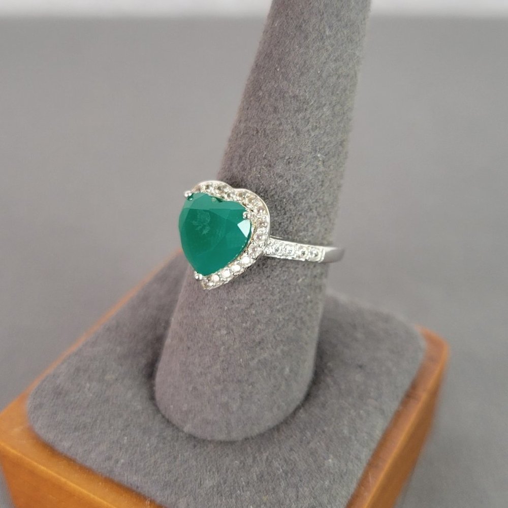 Green Onyx Rhodium Over Silver Heart Necklace, Ring (Sz 7.5), & Earrings - Picture 7 of 16